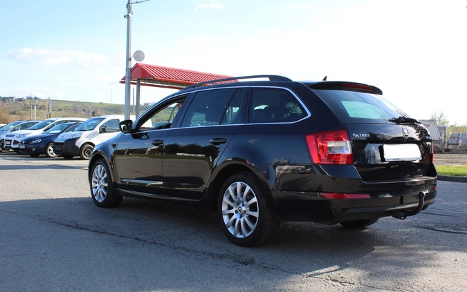 Skoda Octavia cena 46900 przebieg: 154000, rok produkcji 2016 z Bobowa małe 301
